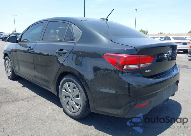 3KPA24AD8LE353878: 42489598