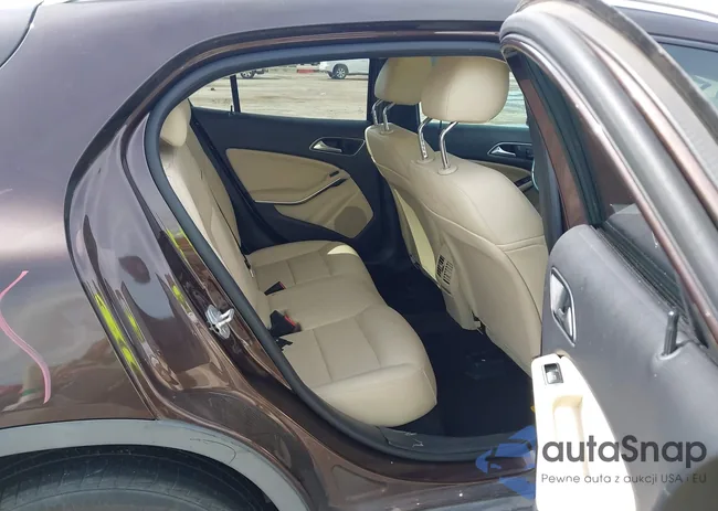 WDCTG4EB8GJ210399: 42490828