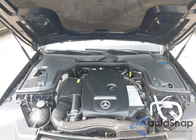 WDDZF4KB2HA012027: 42490873