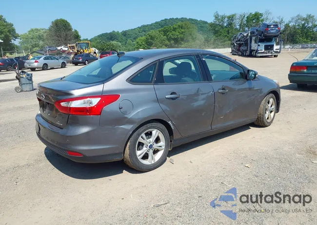 1FADP3F21EL223635: 42490879