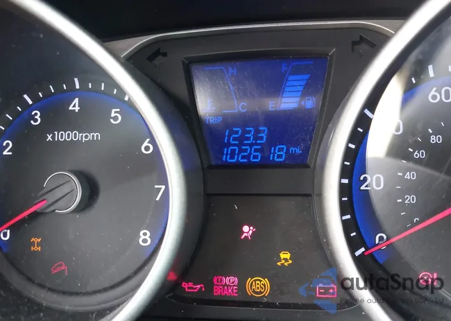 KM8JTCAF2EU882168: 42490914