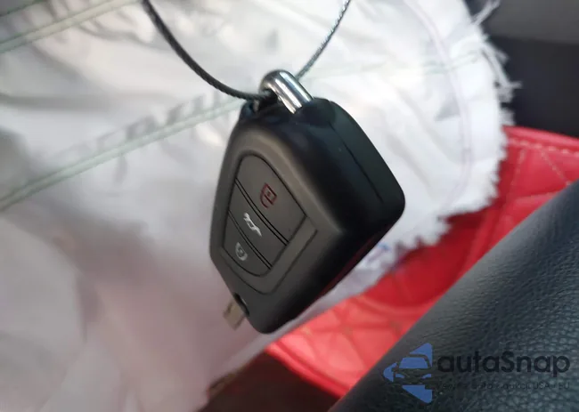 4T1B11HK6KU706513: 42490953