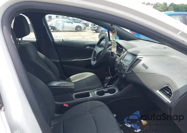 3G1BE6SM9HS535046: 42490996