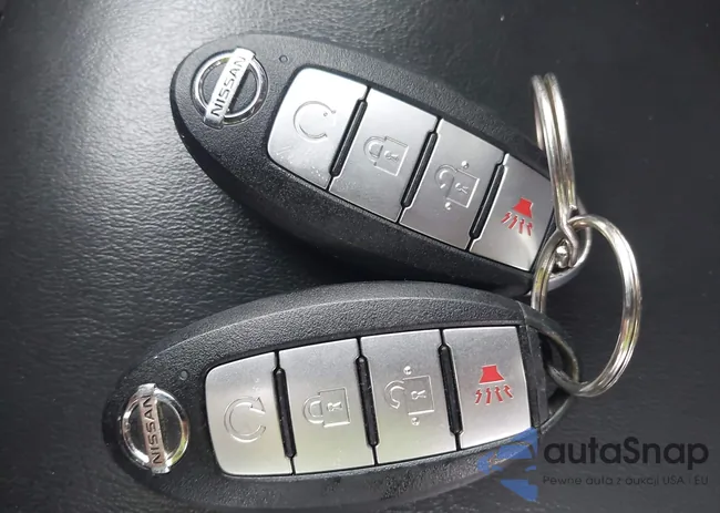 5N1AZ2BS7LN114990: 42491160