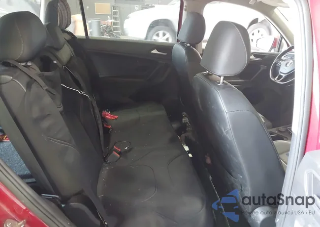 3VV2B7AX5KM154194: 42491232