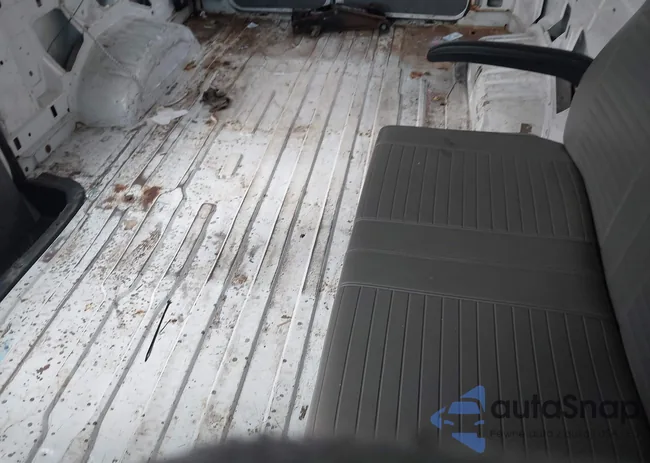 1FBNE3BL3DDB08664: 42490358