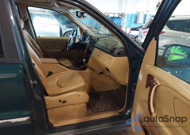 4JGAB54EXWA007828: 42490411