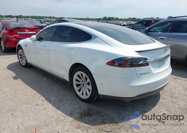 5YJSA1H21EFP68208: 42490416