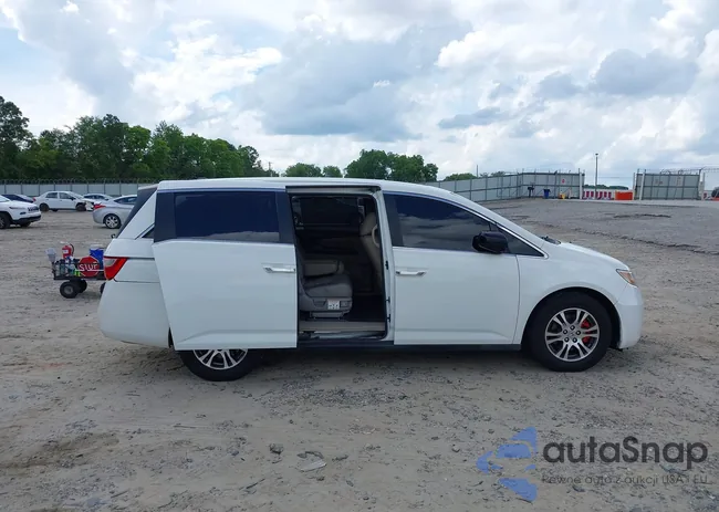 5FNRL5H67BB011070: 42491685