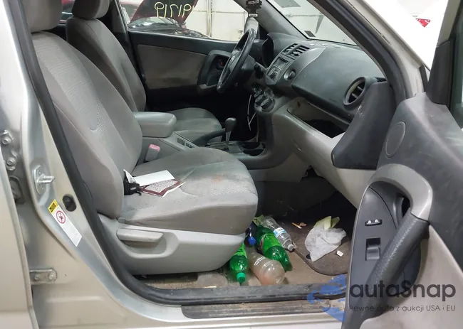 JTMBD33V985140407: 42491719