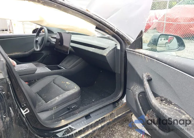 5YJ3E1EA3RF729159: 42491818