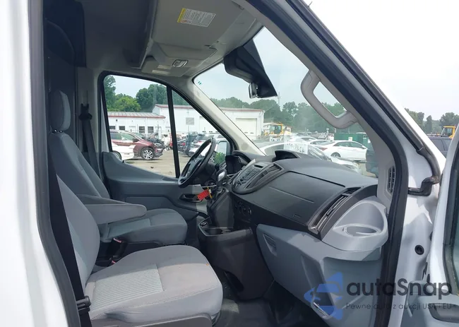 1FTYR2CMXHKA34899: 42491881