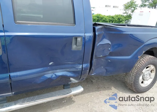 1FT7W2B67CEB51810: 42492001