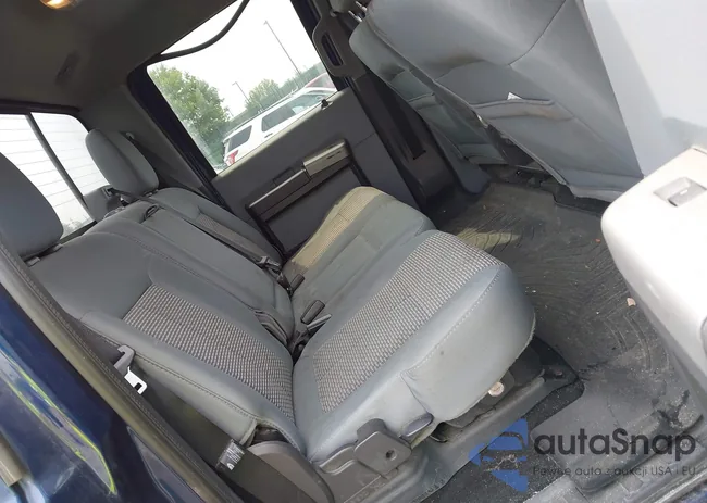 1FT7W2B67CEB51810: 42492001