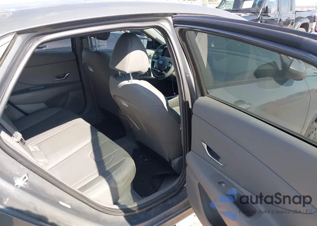 KMHLM4AJ1PU086272: 42492076