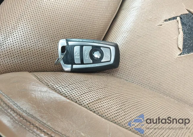 WBAKB8C57CDX20821: 42492265