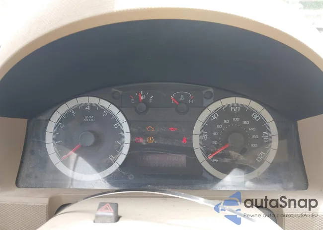 1FMCU04128KD91586: 42491400