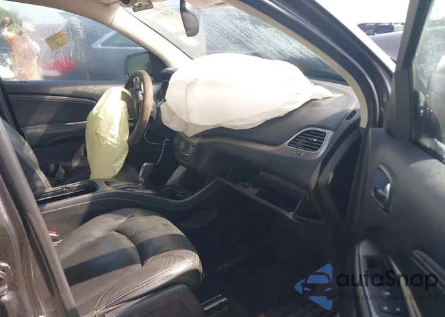 3C4PDCGB5FT552259: 42491653