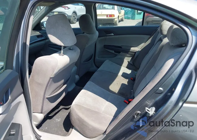 1HGCP2F32AA022276: 42491671