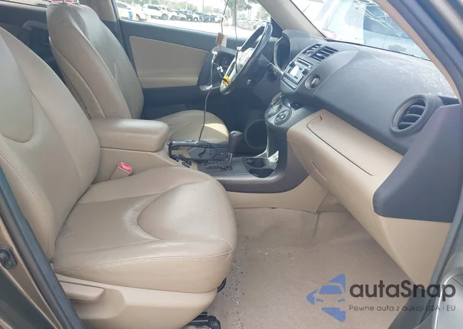 2T3YF4DV7CW130159: 42492697