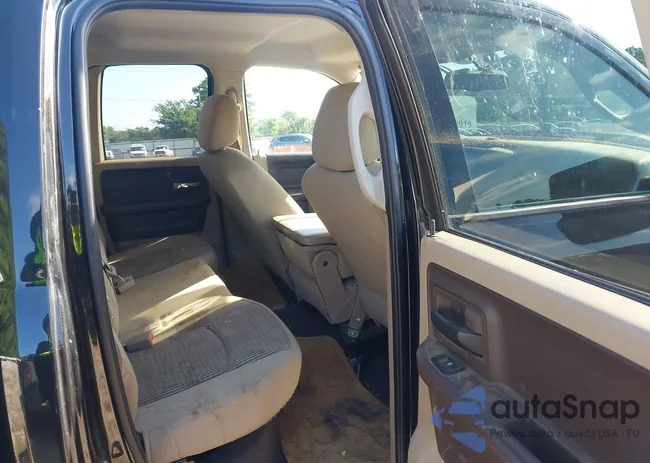 1D3HB18P39S722222: 42493049