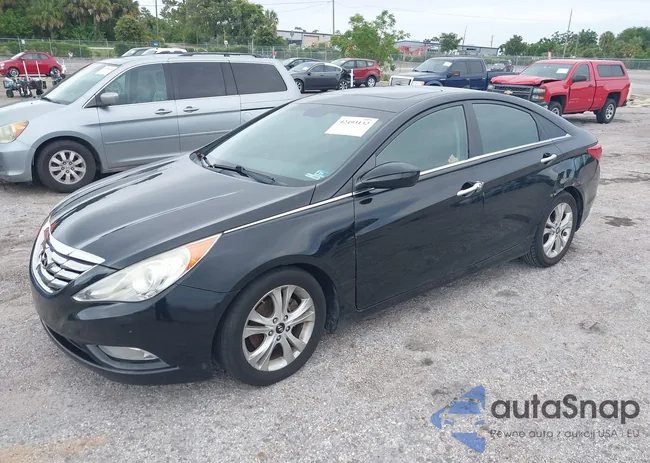 5NPEC4AC0BH001698: 42493132