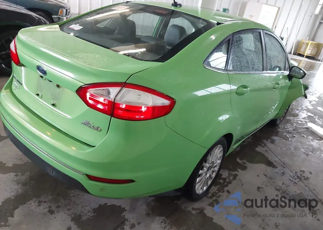 3FADP4CJ6EM221850: 42493152