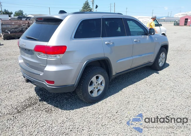 1C4RJFAG6GC420339: 42493162