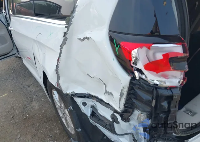 2C4RC1BGXPR509365: 42493207