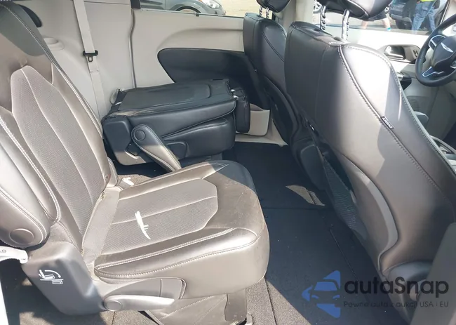 2C4RC1BGXPR509365: 42493207