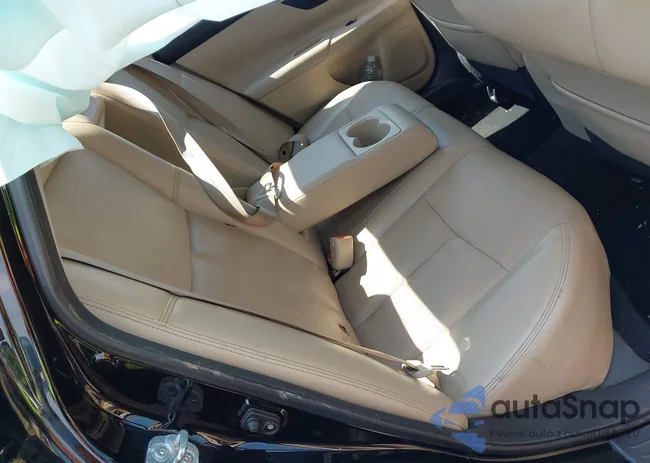 1N4AL3AP7JC193374: 42492350