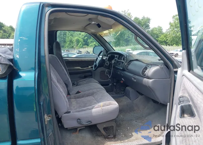 1B7HF16Y3WS755905: 42492353