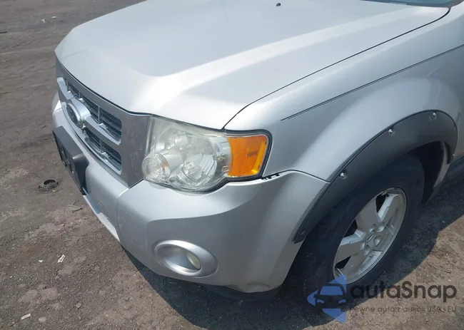 1FMCU9D78CKC23081: 42492404