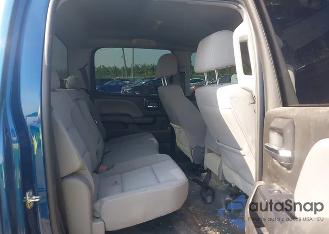 1GCUKNEC6JF125174: 42492489