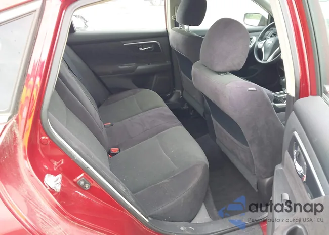 1N4AL3AP5DN430579: 42492492