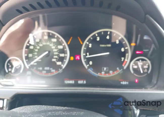 5UXKR0C3XH0X77686: 42492533