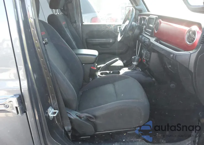 1C4HJXFGXMW718820: 42492564