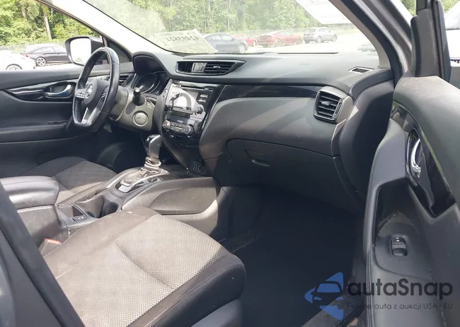 JN1BJ1CR4HW142837: 42493824