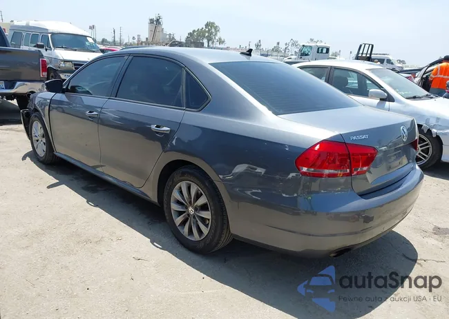 1VWAT7A36FC038138: 42494121