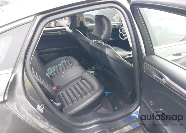 3FA6P0CD5KR180136: 42494213