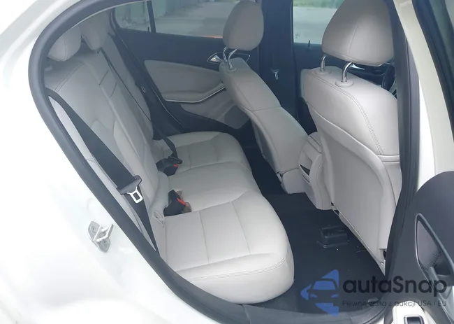 WDCTG4EB9FJ188041: 42493304