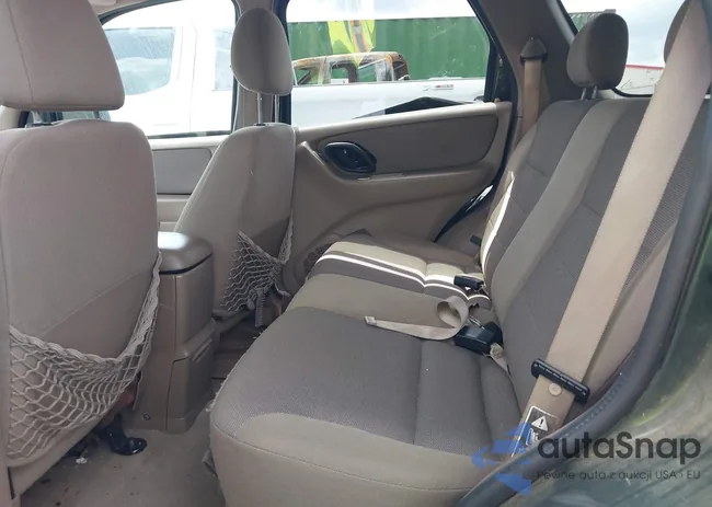 1FMYU03152KA93192: 42493314