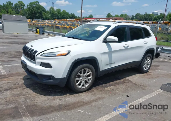 1C4PJMCB2GW372592: 42493346