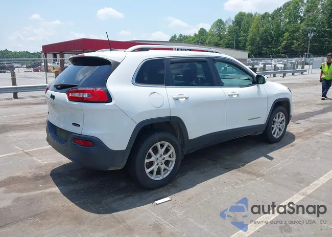 1C4PJMCB2GW372592: 42493346