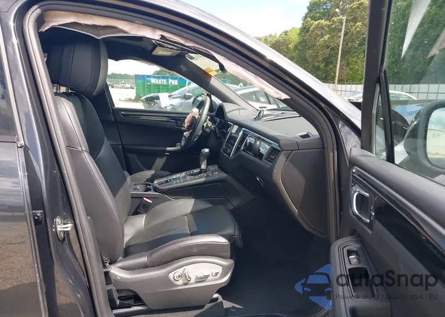 WP1AA2A50JLB04252: 42493465