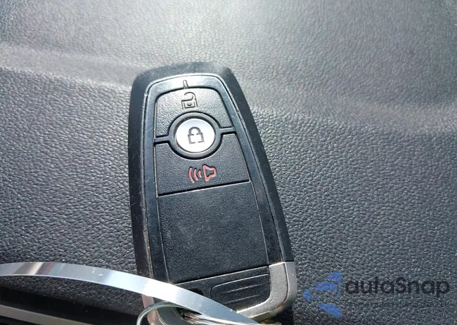 1FMCU0G68LUA83861: 42494763