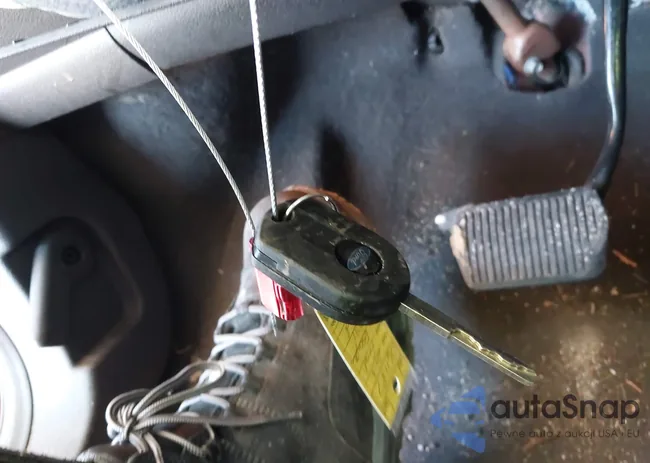 1FMCU0G9XDUC05941: 42494853