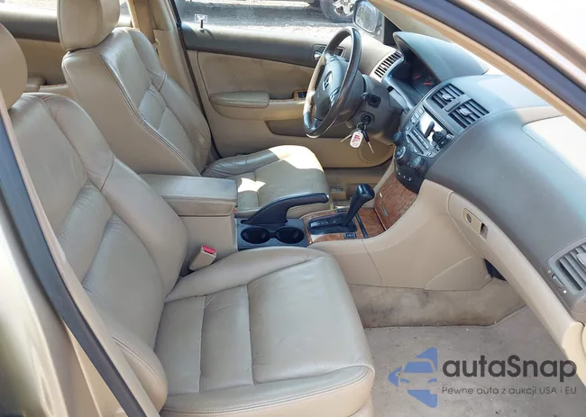 1HGCM66533A021464: 42494947