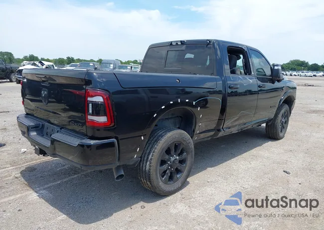 3C6UR5SL4RG142587: 42495115