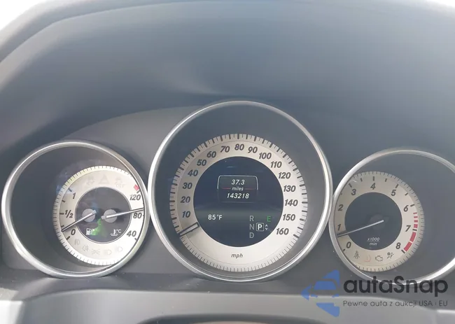 WDDKJ6FB5FF294900: 42495204